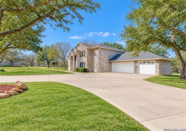 3303 Triple Mdws Property Photo 1