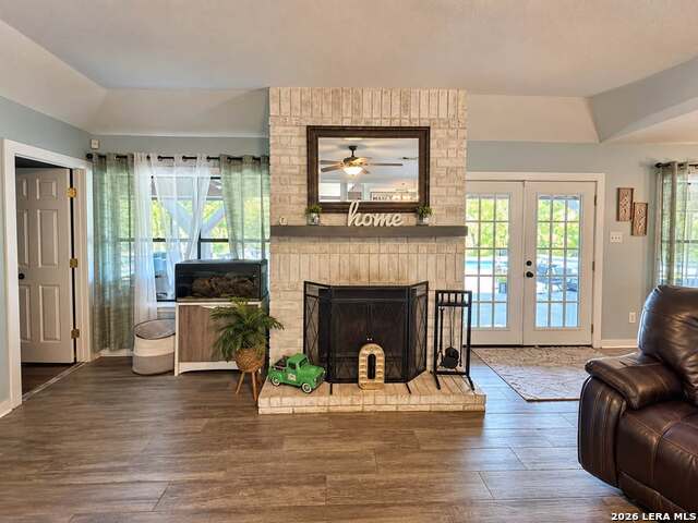 3303 Triple Mdws Property Photo 6