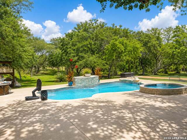 3303 Triple Mdws Property Photo 18
