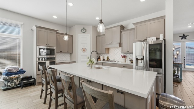 2037 Creekview Property Photo 11