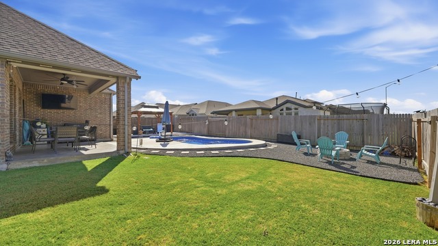 2037 Creekview Property Photo 32
