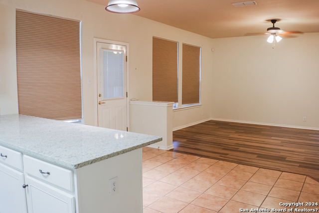 13707 Riverbank Pass Property Photo 7