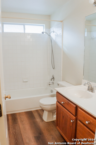 13707 Riverbank Pass Property Photo 18