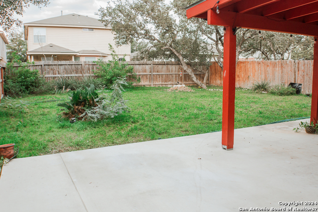13707 Riverbank Pass Property Photo 22