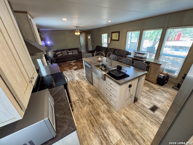 2822 Tomblin Rd Property Photo 9