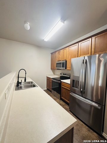 10818 Mathom Lndg Property Photo 4