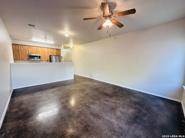 10818 Mathom Lndg Property Photo 5