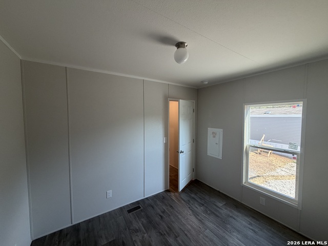 583 Lone Shadow Property Photo 7