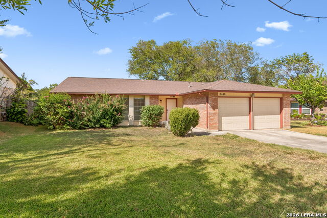 8446 Bent Waters Property Photo 1