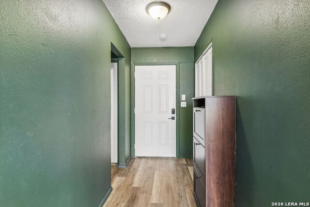 8446 Bent Waters Property Photo 9