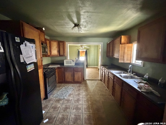203 Huntington Property Photo 9