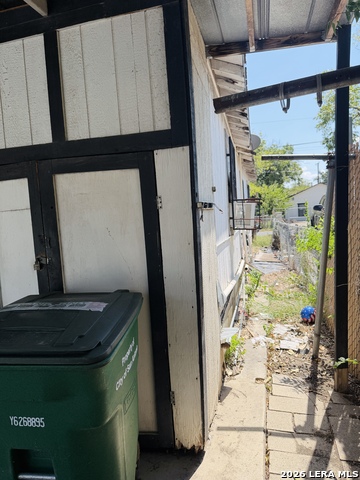 203 Huntington Property Photo 15