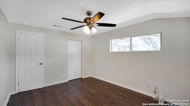 542 Thorain Blvd Property Photo 11