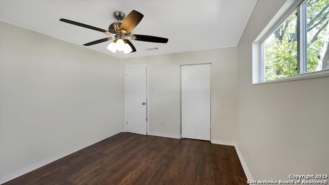 542 Thorain Blvd Property Photo 12