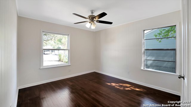 542 Thorain Blvd Property Photo 14