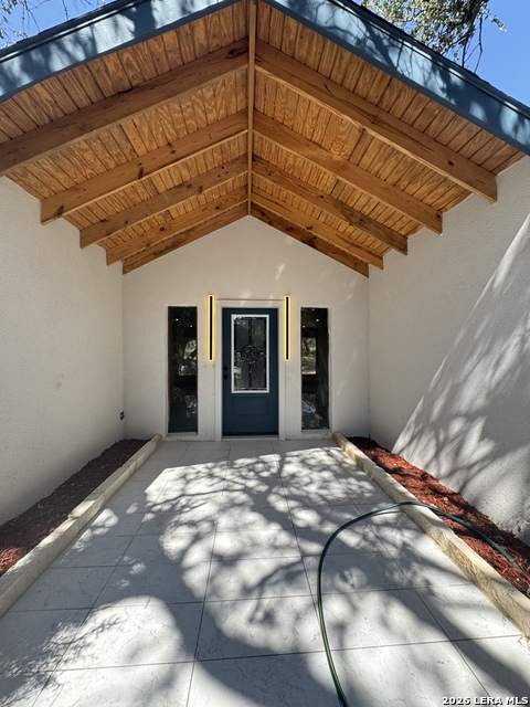 109 Live Oak Dr Property Photo 2