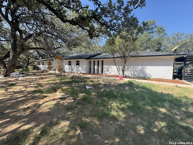 109 Live Oak Dr Property Photo 4