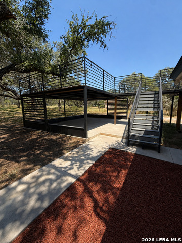 109 Live Oak Dr Property Photo 12