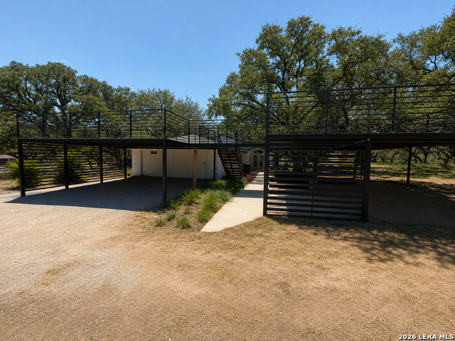109 Live Oak Dr Property Photo 13