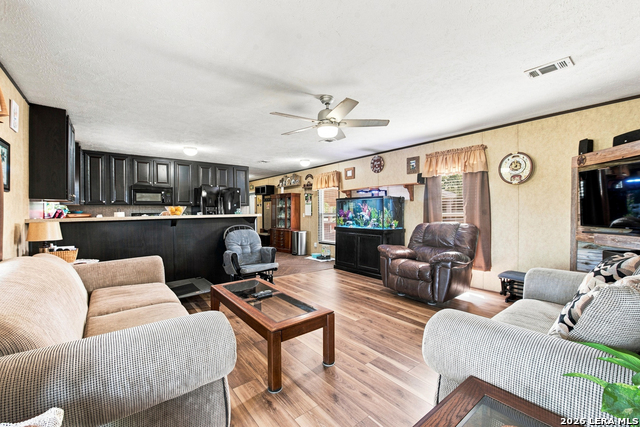 6901 Breezewood Property Photo 4
