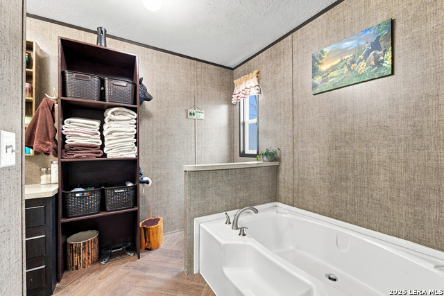 6901 Breezewood Property Photo 12