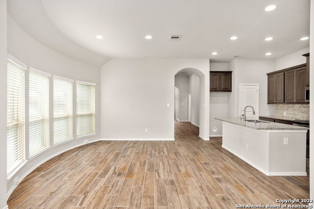 2020 Glen Hollow Property Photo 9