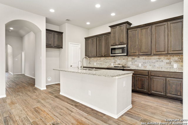 2020 Glen Hollow Property Photo 13