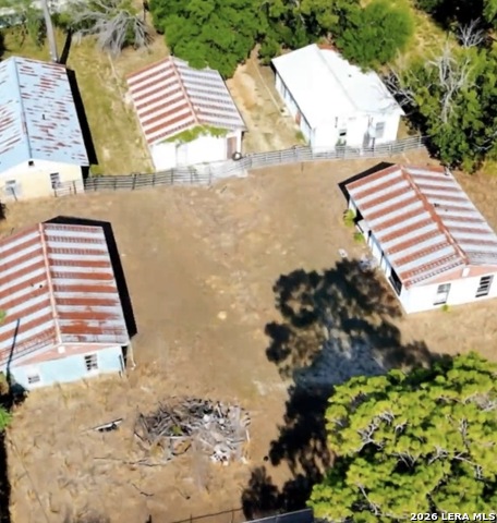 2018 2nd St Property Photo 6