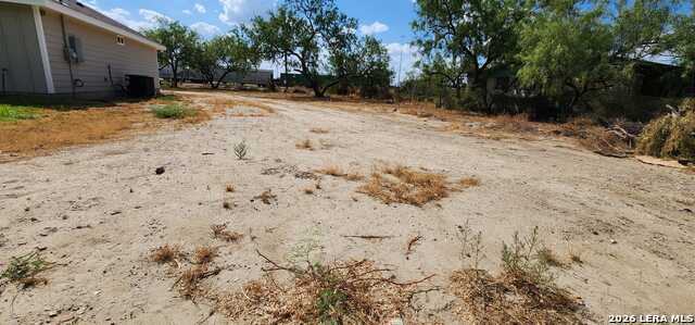 1082 Kifuri Property Photo 1
