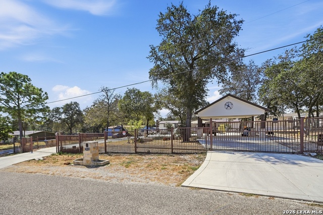 4426 Lost Hills Property Photo 3