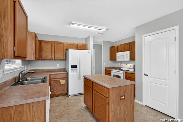 8222 Maloy Manor Property Photo 12