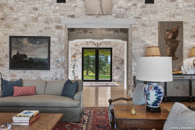279 Achtzehn Property Photo 11