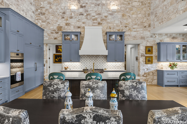 279 Achtzehn Property Photo 14