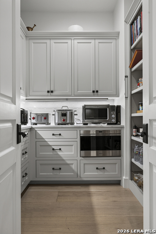 279 Achtzehn Property Photo 16