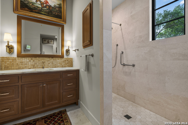 279 Achtzehn Property Photo 28