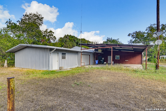 206 E Pine Property Photo 1
