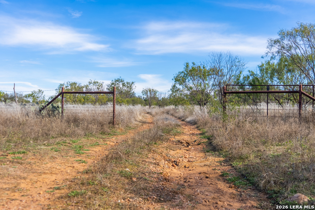 000 Highway 16 Property Photo 31