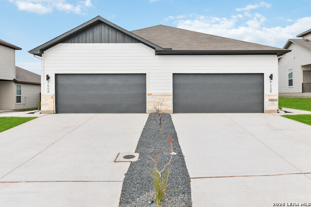 180 Gunner Rd Property Photo 1