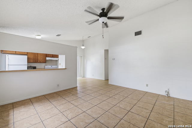 8918 Fall River Dr Property Photo 5