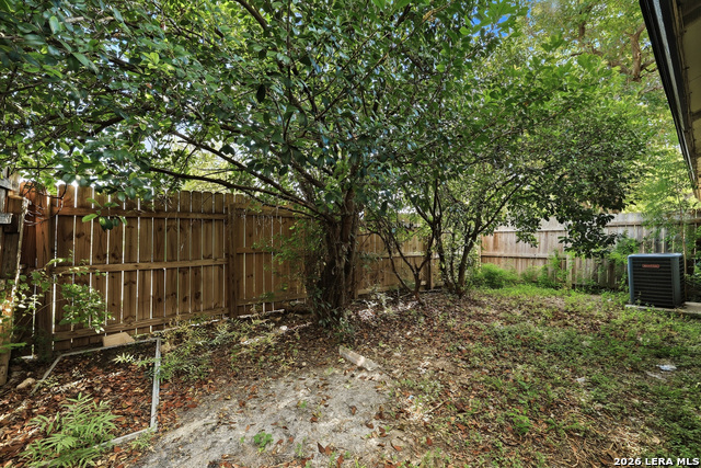 8918 Fall River Dr Property Photo 22