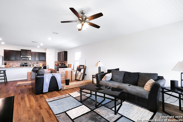 7226 Altair Loop Property Photo 8