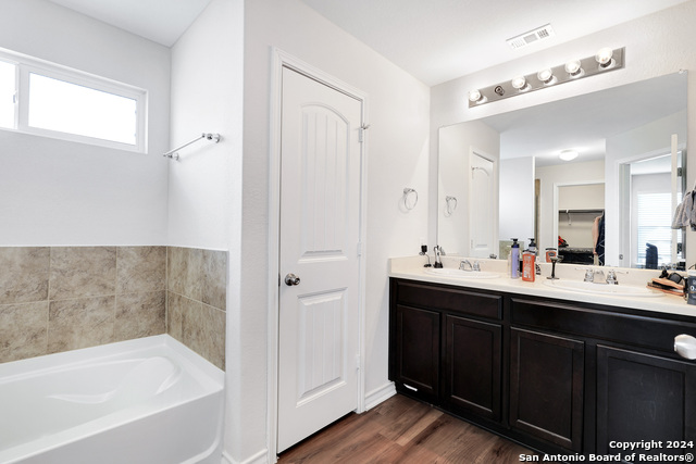 7226 Altair Loop Property Photo 12