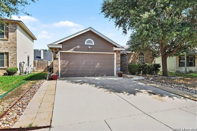 8511 Snakeweed Dr Property Photo 2