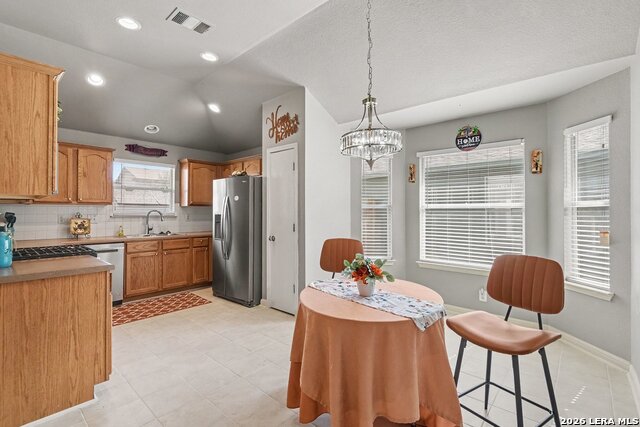 8511 Snakeweed Dr Property Photo 7