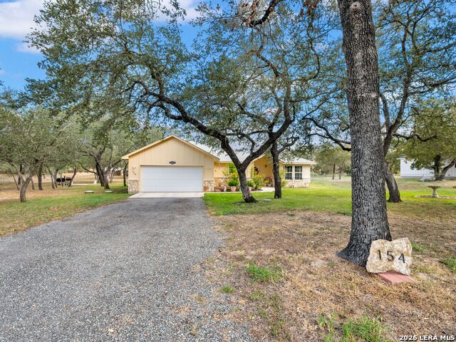 154 Red Fox Property Photo 4