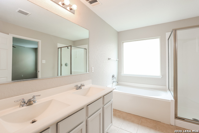3003 Candleside Property Photo 13