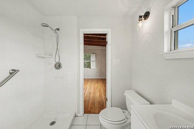 820 Hill Top Dr Property Photo 12