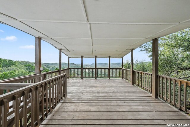 820 Hill Top Dr Property Photo 19