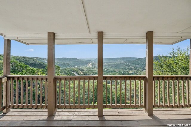 820 Hill Top Dr Property Photo 20