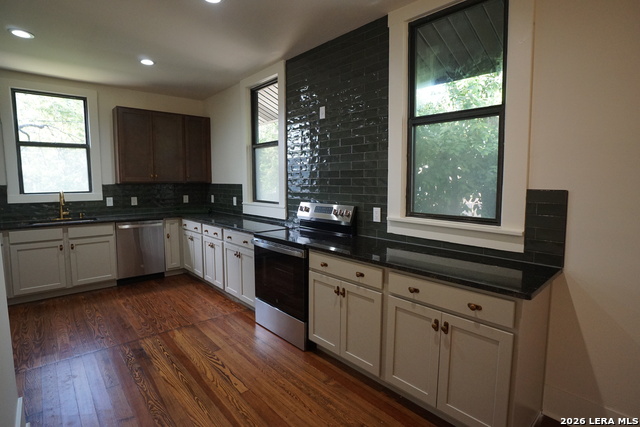 418 Cincinnati Ave Property Photo 6